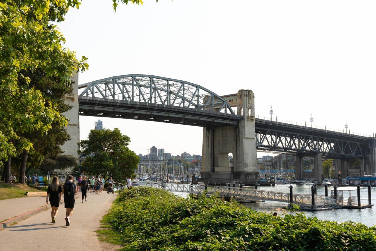 Unique Downtown Experience Steps From English Bay Apartment Vancouver Exterior foto